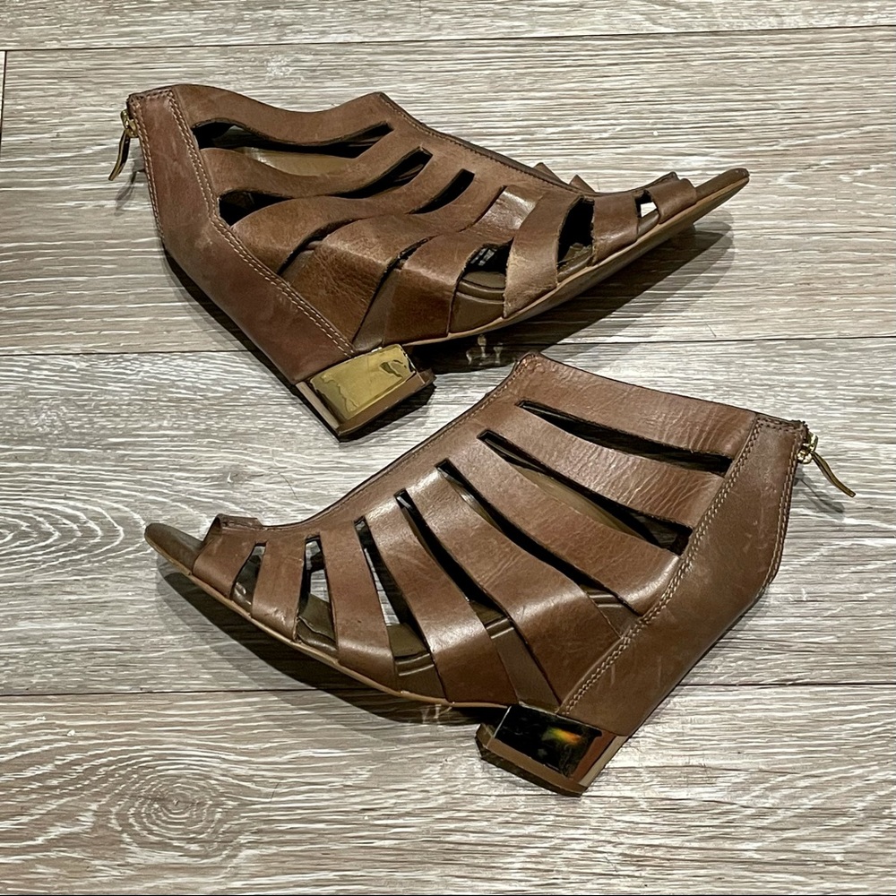 BCBGENERATION Wedges Sz 7.5